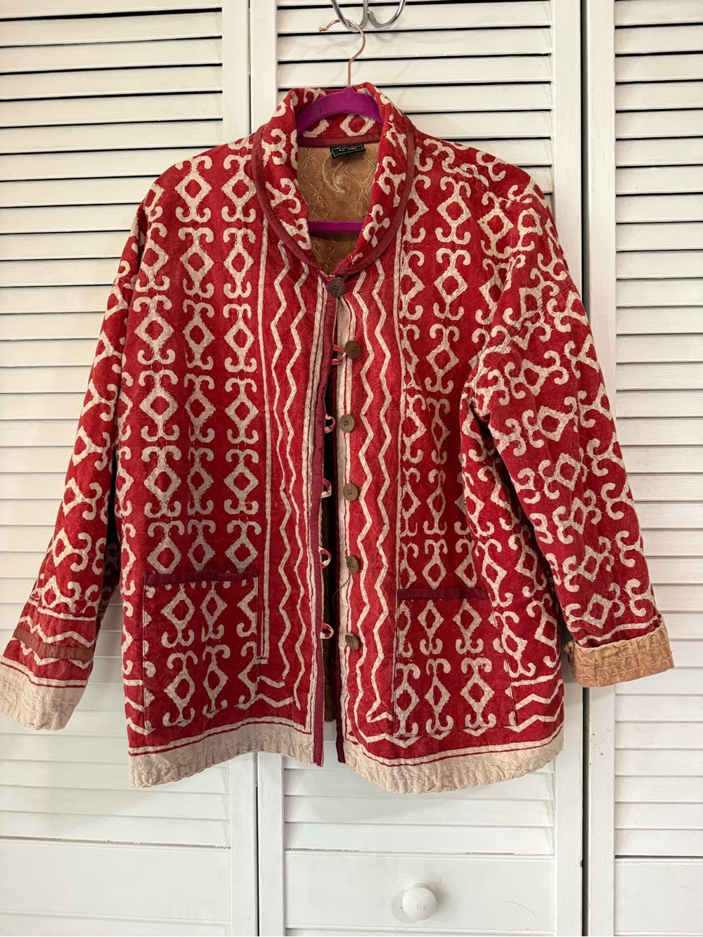 Kathmandu Red Patterned Button-Front Cardigan with Cream Trim 2xl